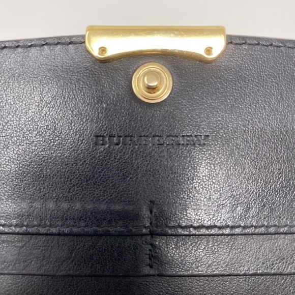 Black Leather Burberry Wallet - Picture 5 of 9